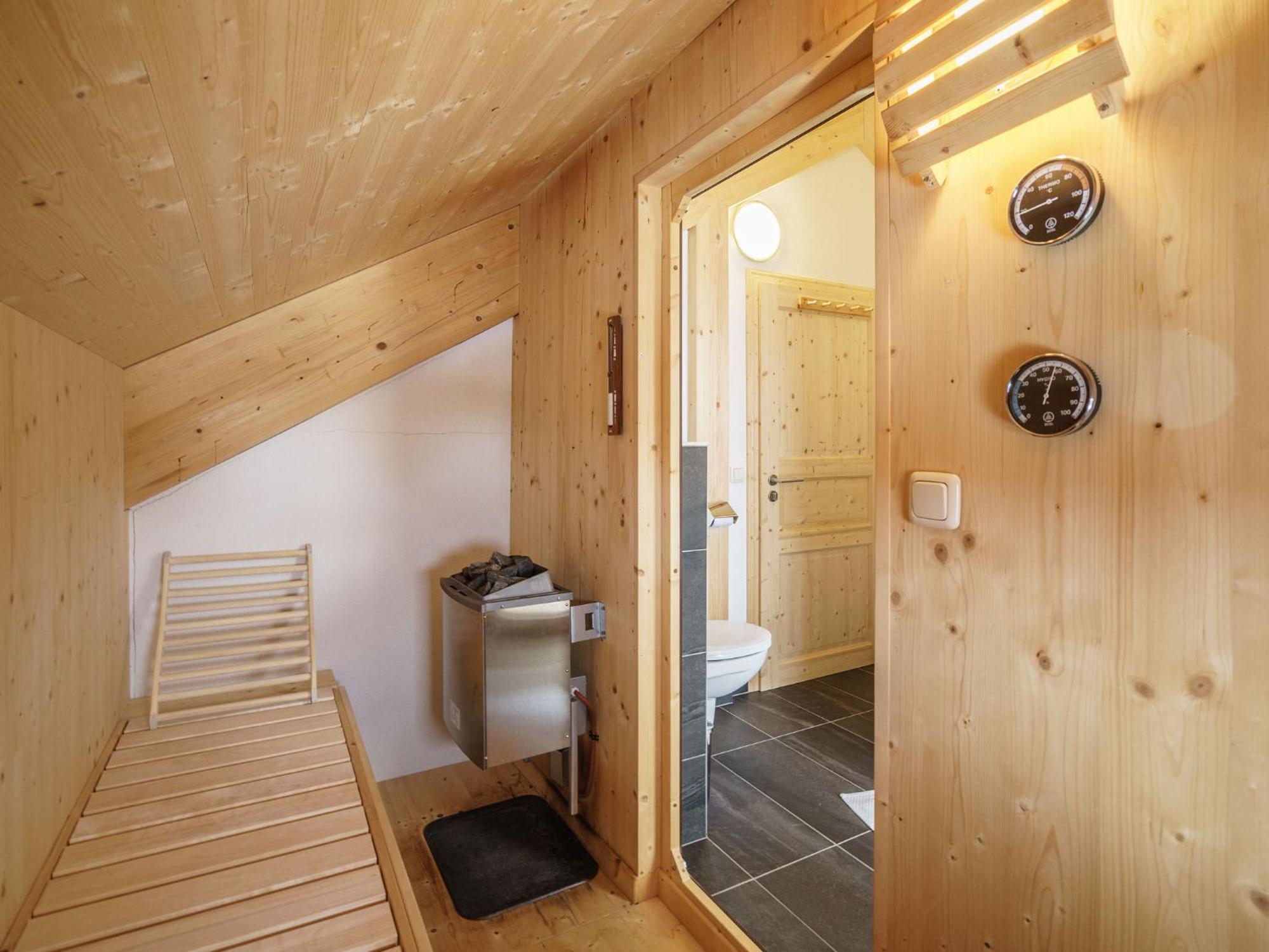 Chalet In Hohentauern With Sauna Near Ski Area Villa ภายนอก รูปภาพ